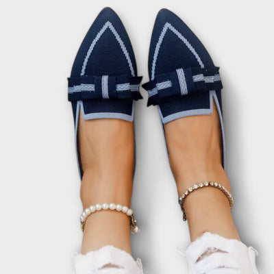 Elanora™ | Birgit Loafers met Knoopdetail